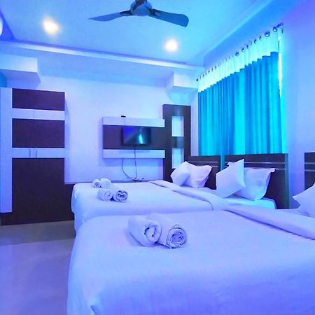 Railview Residency Hotel Alappuzha Buitenkant foto