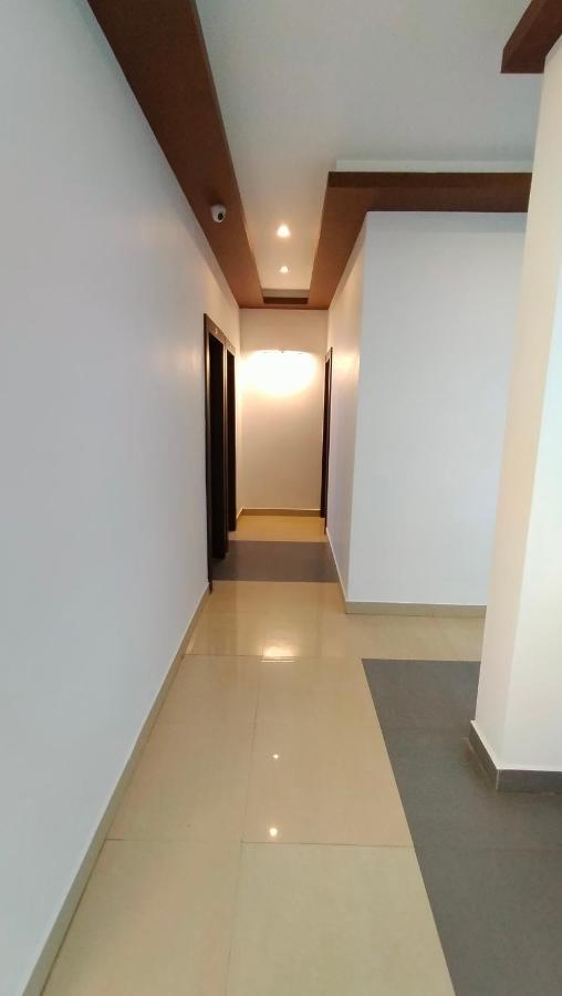 Railview Residency Hotel Alappuzha Buitenkant foto
